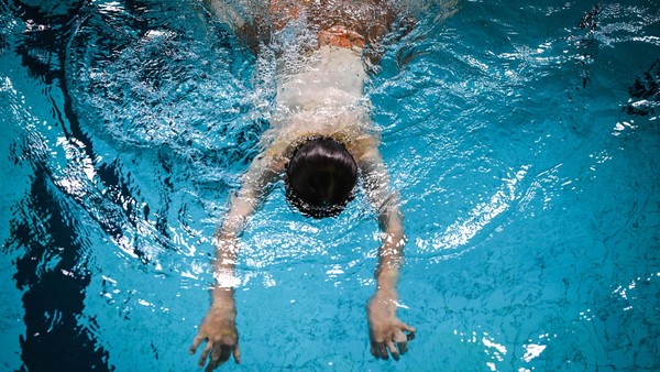 NRW droht Nichtschwimmer-Generation: Experte nennt die Probleme – und Lösungen