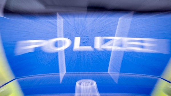 Weißer Multivan in Velbert gestohlen – Polizei sucht Zeugen