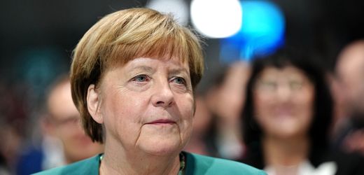 Angela Merkel: Altkanzlerin verteidigt Regierung gegen Vorwurf der Zerstrittenheit