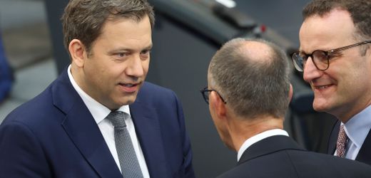 Kürzung von Subventionen: Lars Klingbeil zeigt sich offen für Jens Spahns Rasenmäher-Methode