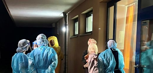 Ebola: Patient laut Charité stark geschwächt, aber »nicht kritisch krank«