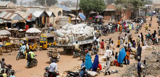 Nigeria: Mindestens 70 Menschen bei Luftangriffen getötet