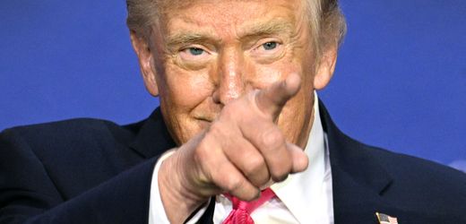 Schottland: Donald Trump gratuliert Regierungschef John Swinney zum Wahlsieg