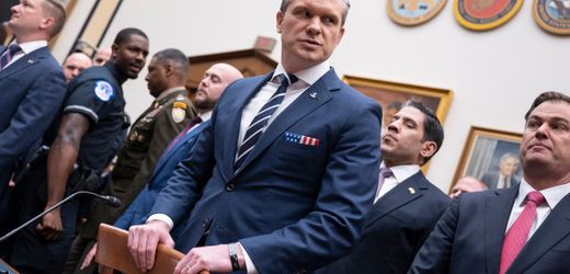 Pete Hegseth wird von US-Senatoren zum Iran-Krieg gegrillt – er keilt zurück