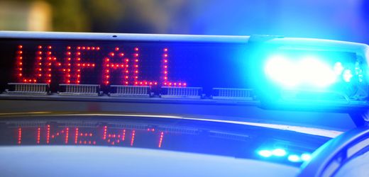 B65 in Ostwestfalen: Falschfahrer löst Karambolage aus – Frau schwer verletzt