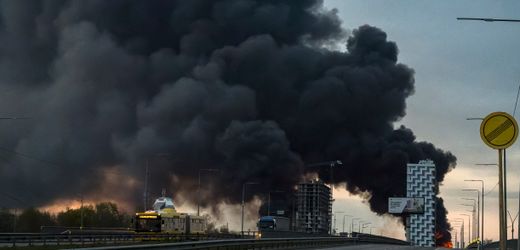 Angriffskrieg in der Ukraine: Russland dringt auf Evakuierung ausländischer Botschaften in Kyjiw