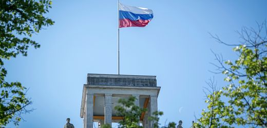 Berlin: BSW-Politikerin Sevim Dağdelen geht zu Empfang in russischer Botschaft