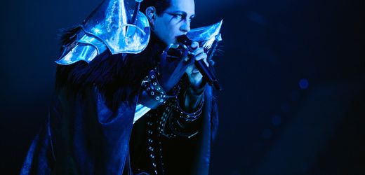 ESC-Halbfinale: Was wäre, wenn König Artus nicht die Tafelrunde, sondern eine serbische Dark-Rock-Band gegründet hätte?