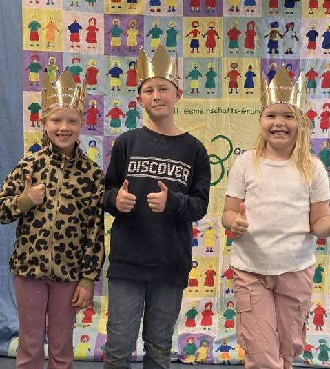 Schule am Bienenhaus in Rheinberg: Marlene, Emilia und Noah gewinnen Lese-Wettbewerb