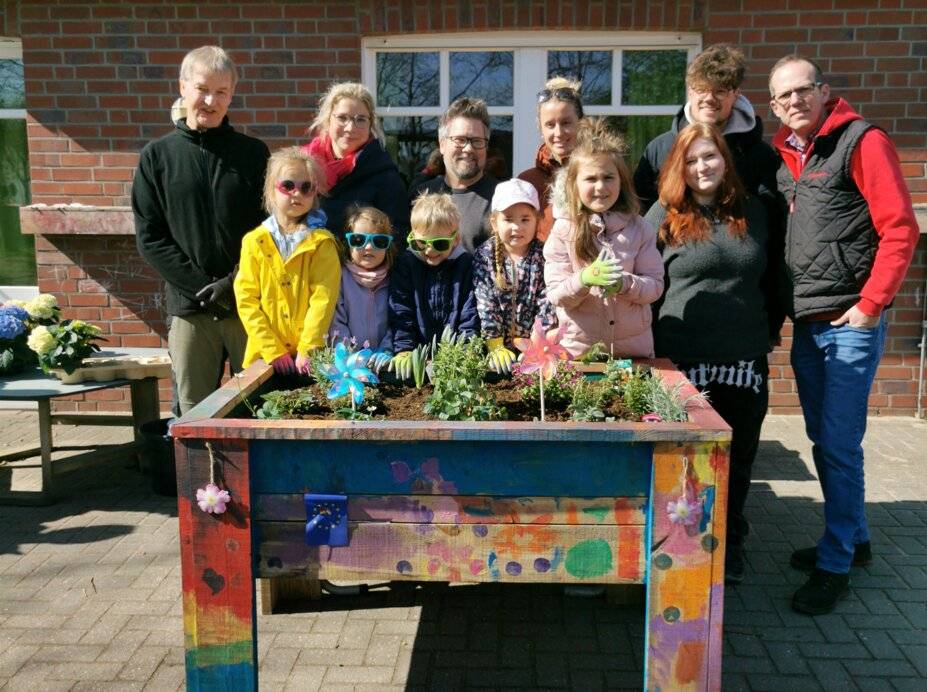 Kindergarten in Kevelaer: Kinder gestalten Hochbeet im „Spatzenest“