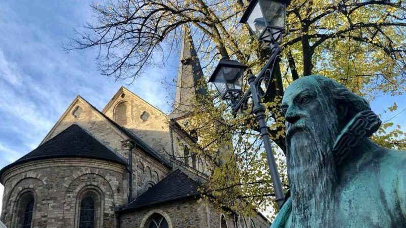 Reformationskirche in Hilden: Evangelische Kirchengemeinde feiert Jubelkonfirmation
