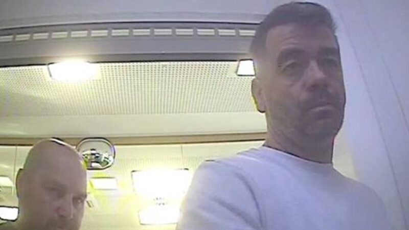 Nach Handtaschen-Diebstahl in Wermelskirchen: Überwachungskamera zeigt zwei Tatverdächtige