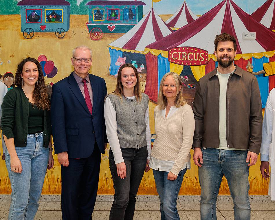 Kongress für Familien in Düsseldorf: Krebs bei Kindern  – was Eltern über Früherkennung und Therapie wissen müssen
