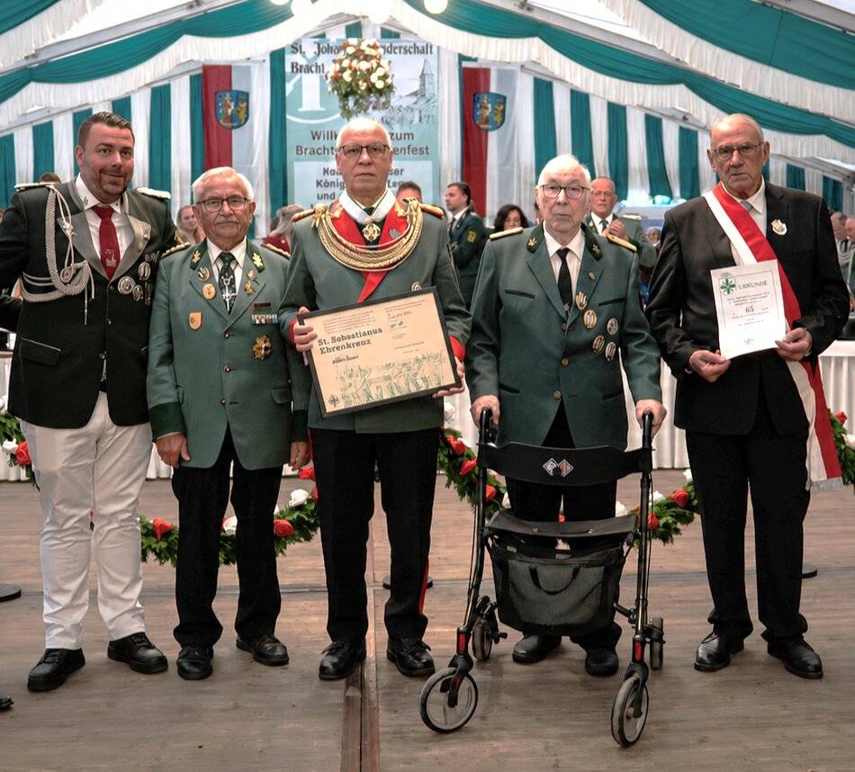 St.-Johannes-Bruderschaft: Schützenfest in Bracht mit neuer Mühlenmarine