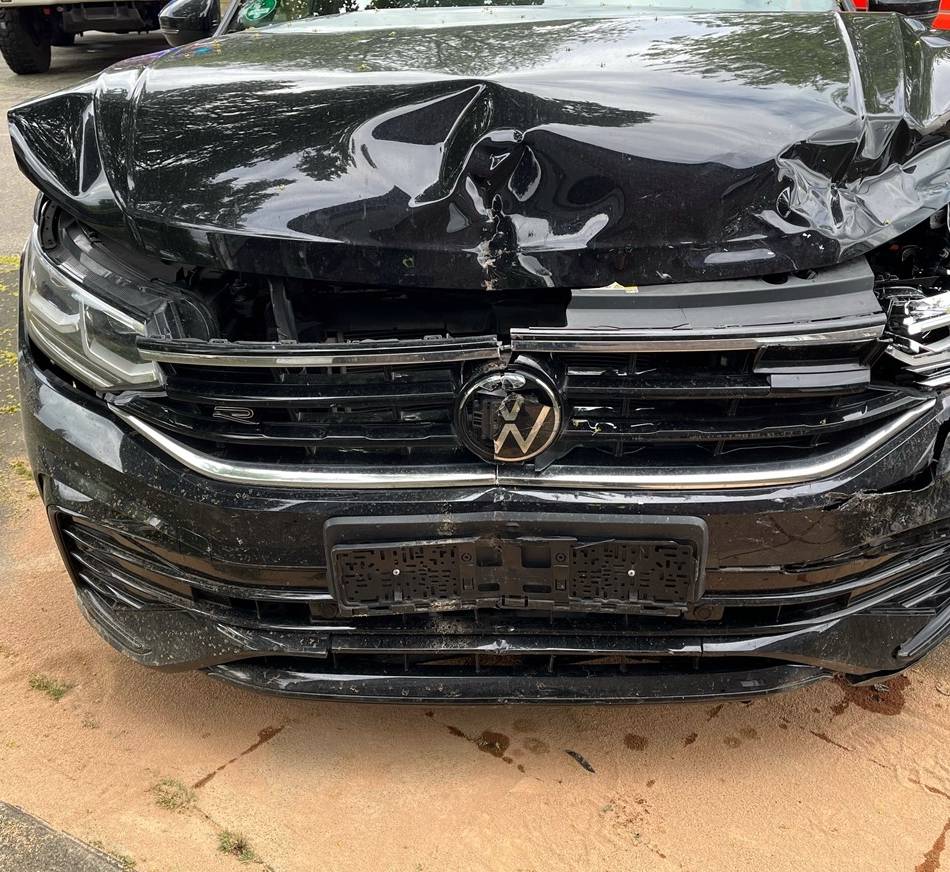 Unfall in Duisburg-Meiderich: Lexus-Fahrer nach Crash positiv auf Kokain getestet