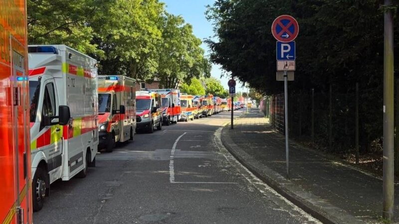 Krankenhausevakuierung in Moers : „Alles ist gut gegangen, das ist das Wichtigste!“