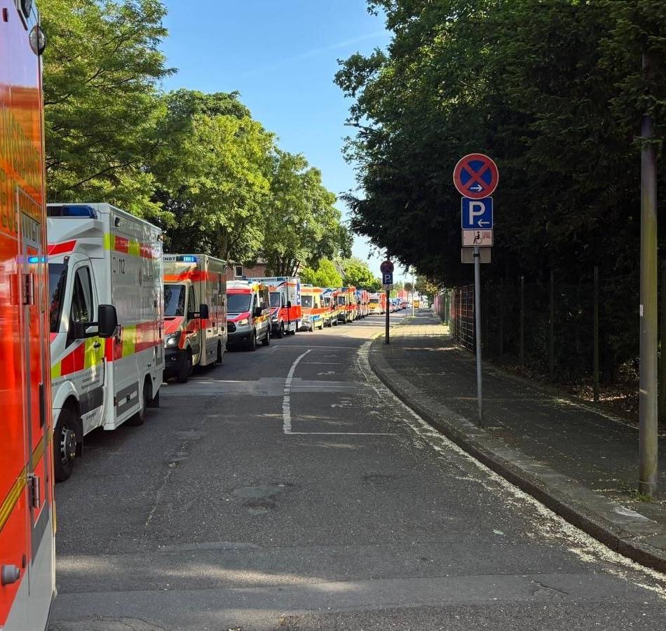 Krankenhausevakuierung in Moers : „Alles ist gut gegangen, das ist das Wichtigste!“