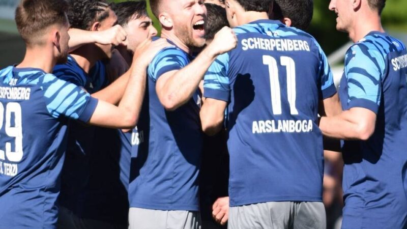 Derbysieg für den SV Scherpenberg: Der Aufstiegskampf bleibt ein Nervenspiel