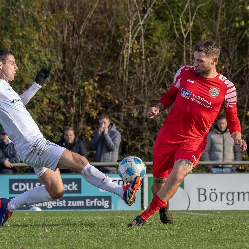 Samstag-Spiel beim Aufsteiger: In Jüchen sind für den SV Sonsbeck aller guten Dinge drei