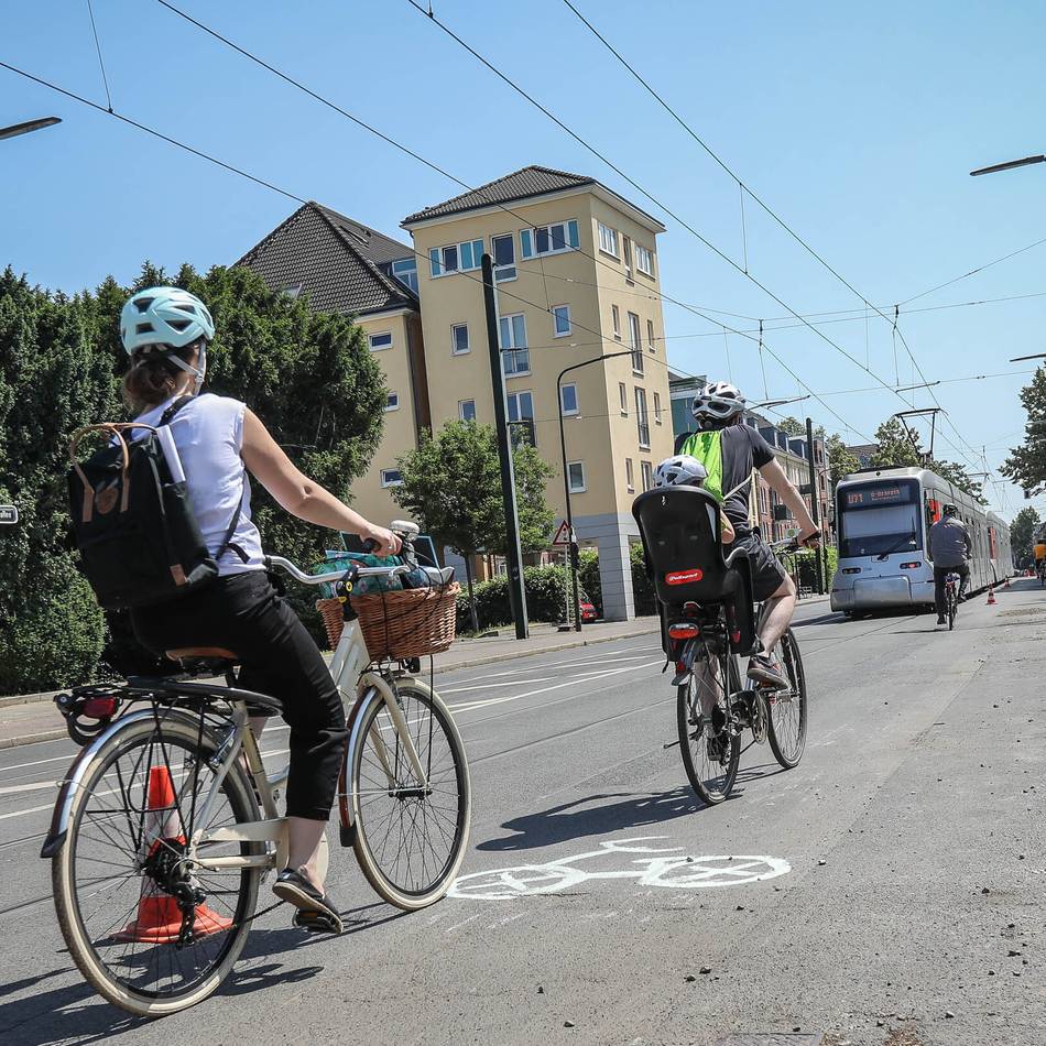 Schulweg in Düsseldorf: Schulweg an der Schönen Aussicht sicherer machen – diese Ideen stehen im Raum
