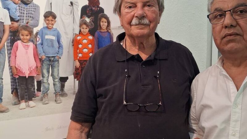 Eindringliche Fotos: Neue Ausstellung zeigt Alltag palästinensischer Beduinen