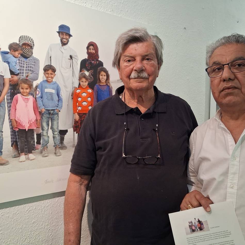 Eindringliche Fotos: Neue Ausstellung zeigt Alltag palästinensischer Beduinen
