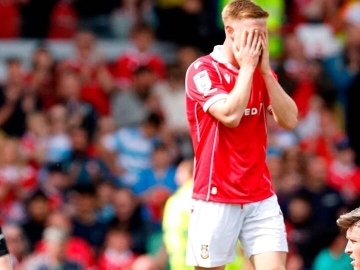 Wrexham verpasst die Premier League: Klub von Schauspieler-Star Reynolds bleibt zweitklassig – Ipswich steigt auf