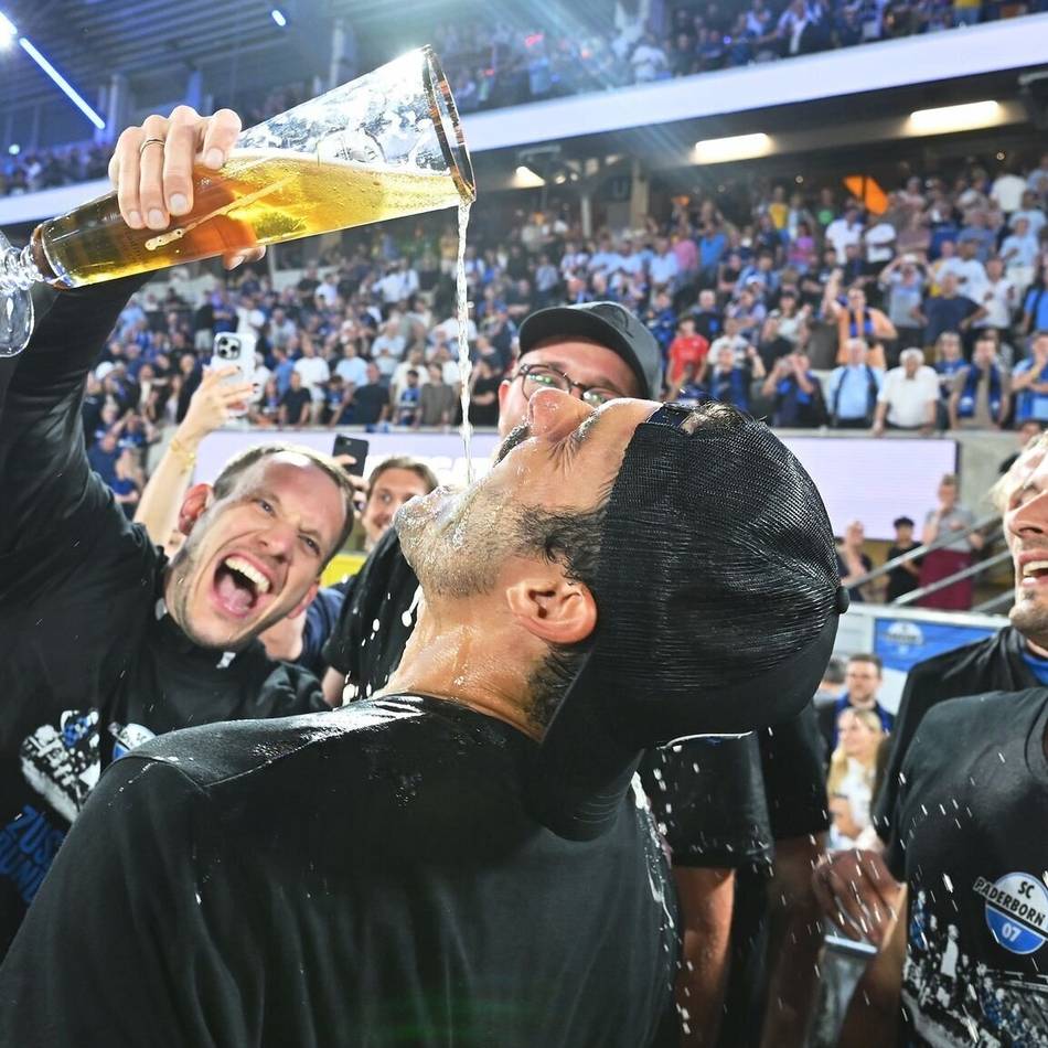 Dritter Aufstieg in die Bundesliga: „Es ist surreal“ – Paderborns riesige Aufstiegsparty