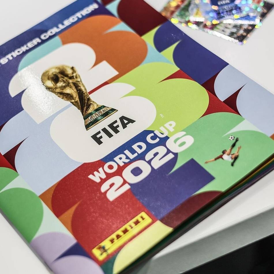 Durchaus kuriose Zusammenstellung: Im Panini-Album zur WM – verletzter Gnabry im DFB-Team dabei, Baumann fehlt
