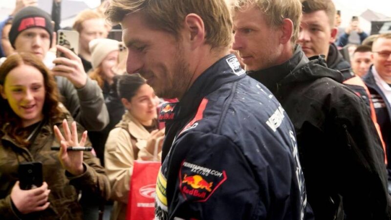 Niederländer fährt schon wieder fremd: Nachtfahrt mit Rekord – Verstappen will es in der „Grünen Hölle“ wissen
