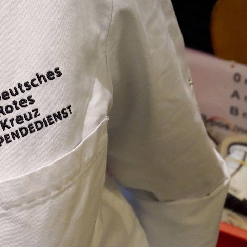 Ehrung beim Deutschen Roten Kreuz: Mettmanner knackt Marke von 200 Blutspenden