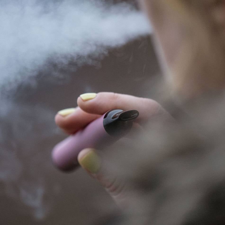 Durchsuchungen in NRW: Zoll deckt Millionen-Steuerbetrug mit E-Zigaretten auf