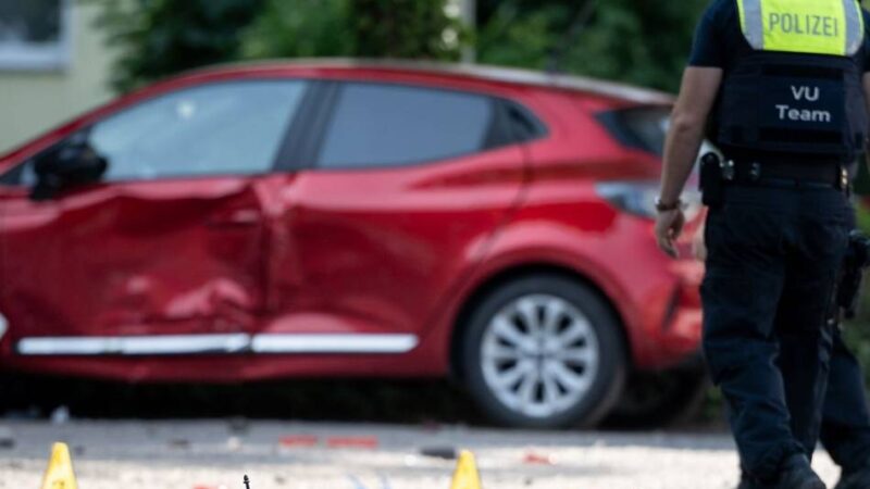 Unfall in Dinslaken mit toten Kindern: Ermittlungen wegen fahrlässiger Tötung gegen Autofahrerin eingeleitet