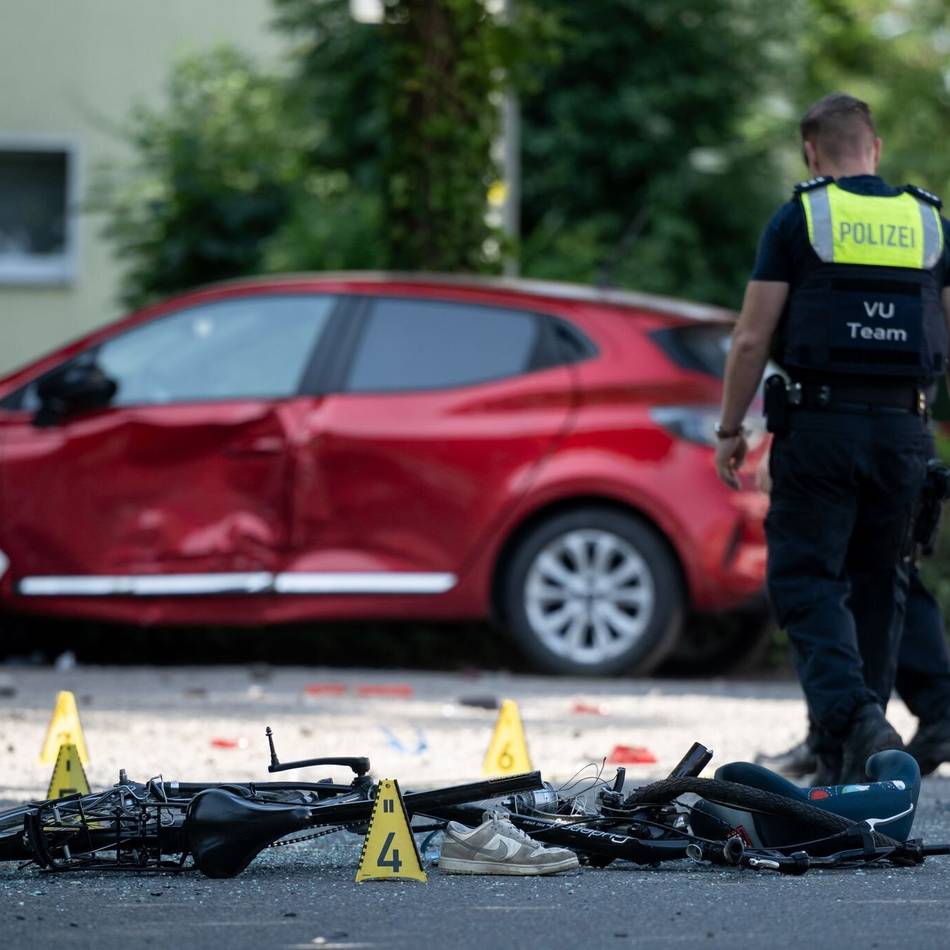 Unfall in Dinslaken mit toten Kindern: Ermittlungen wegen fahrlässiger Tötung gegen Autofahrerin eingeleitet