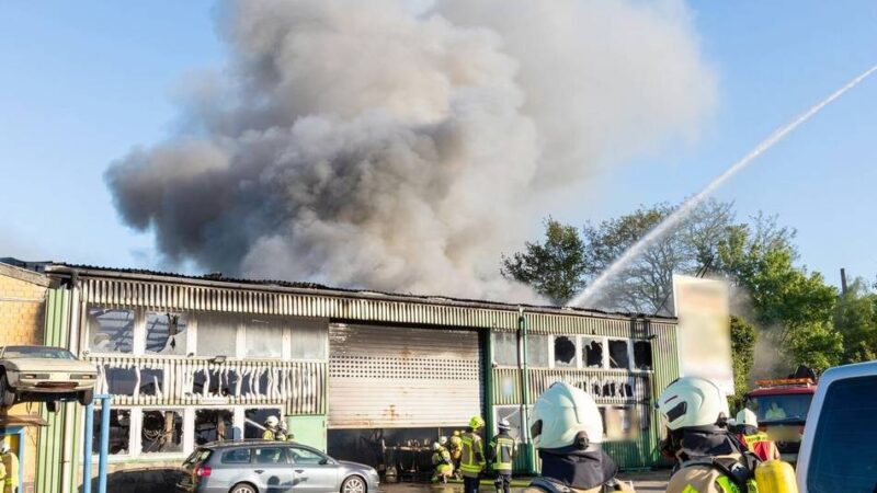 Feuer bei Autoteilehändler: Auslöser für Großbrand in Grevenbroich steht jetzt fest