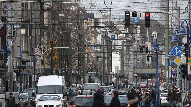Duisburg-Marxloh: Schüsse auf Weseler Straße: Polizei sucht Zeugen