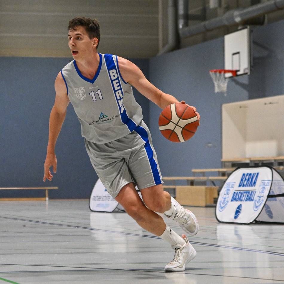 Oberliga-Basketball: Julius Jussef spielt sich in Rheinberg in den Vordergrund