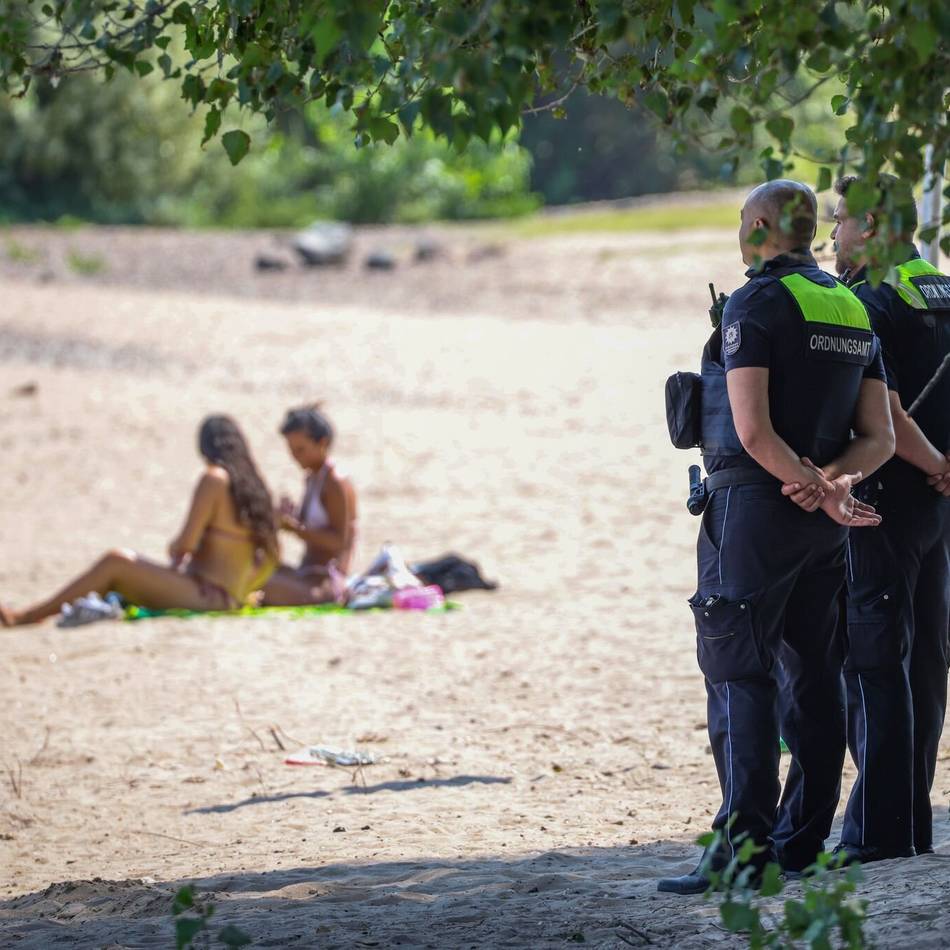 Neues Verbot am Rhein in Düsseldorf: Sommerwetter stellt Badeverbot vor Bewährungsprobe