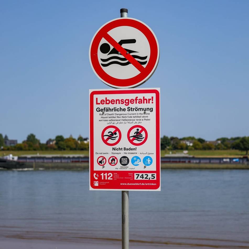 Kreis Wesel erlässt Verordnung: Baden im Rhein ist ab Freitag verboten – diese Strafen drohen