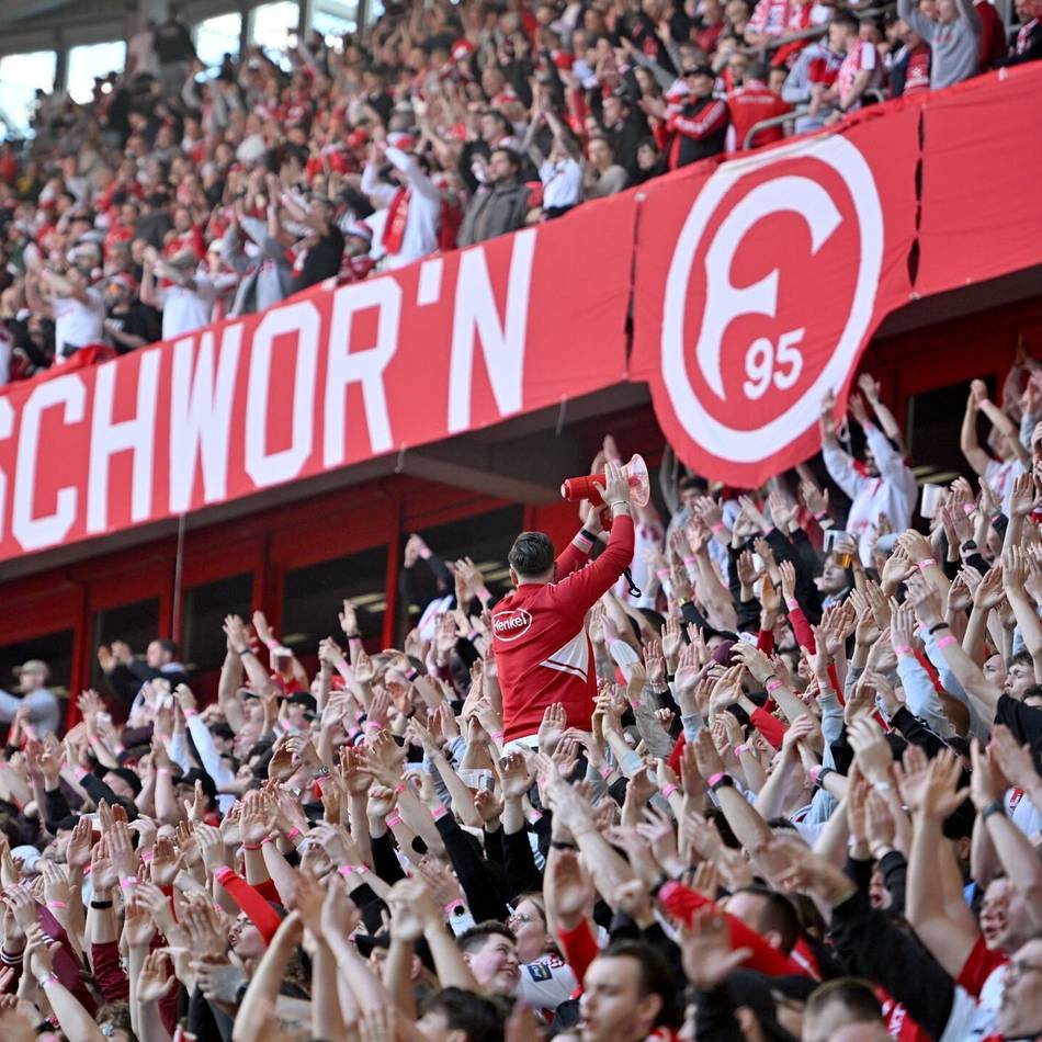 Rot-Weiß nicht nur im Gästeblock: Gefühltes Heimspiel in Fürth? So viele Fortuna-Fans sollen am Sonntag dabei sein