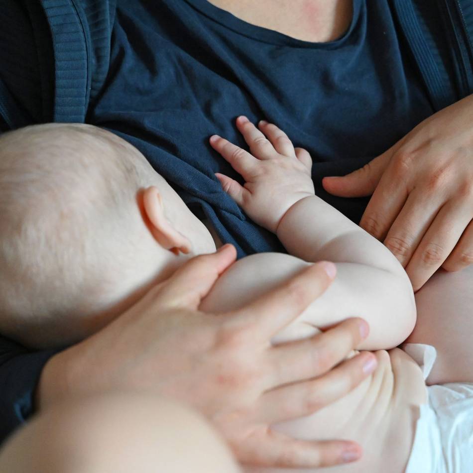 Lob für neue Leitlinie: „Wenn eine Mutter nur stillt, weil es erwartet wird, kann sich keine gesunde Stillbeziehung entwickeln“