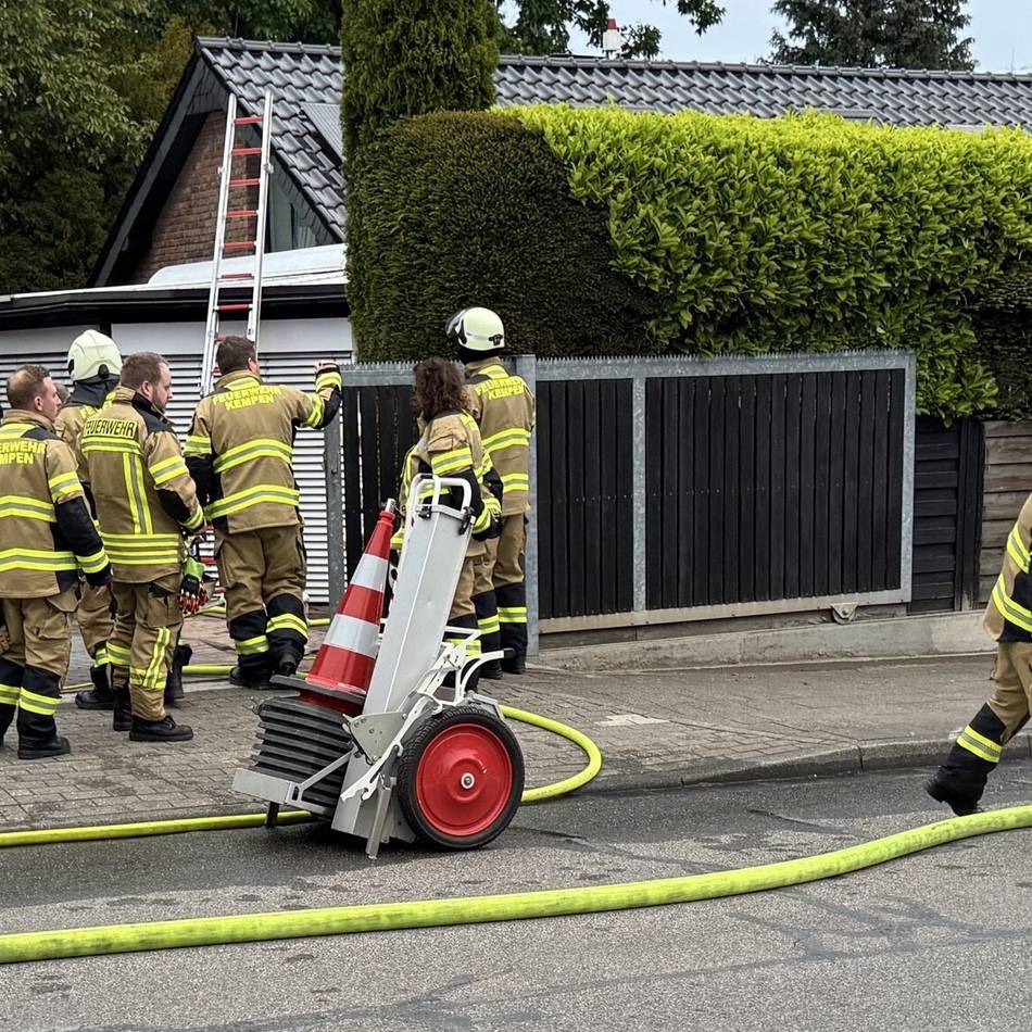 Feuerwehr Kempen erklärt: Warum Gasflaschen bei Bränden so gefährlich sind