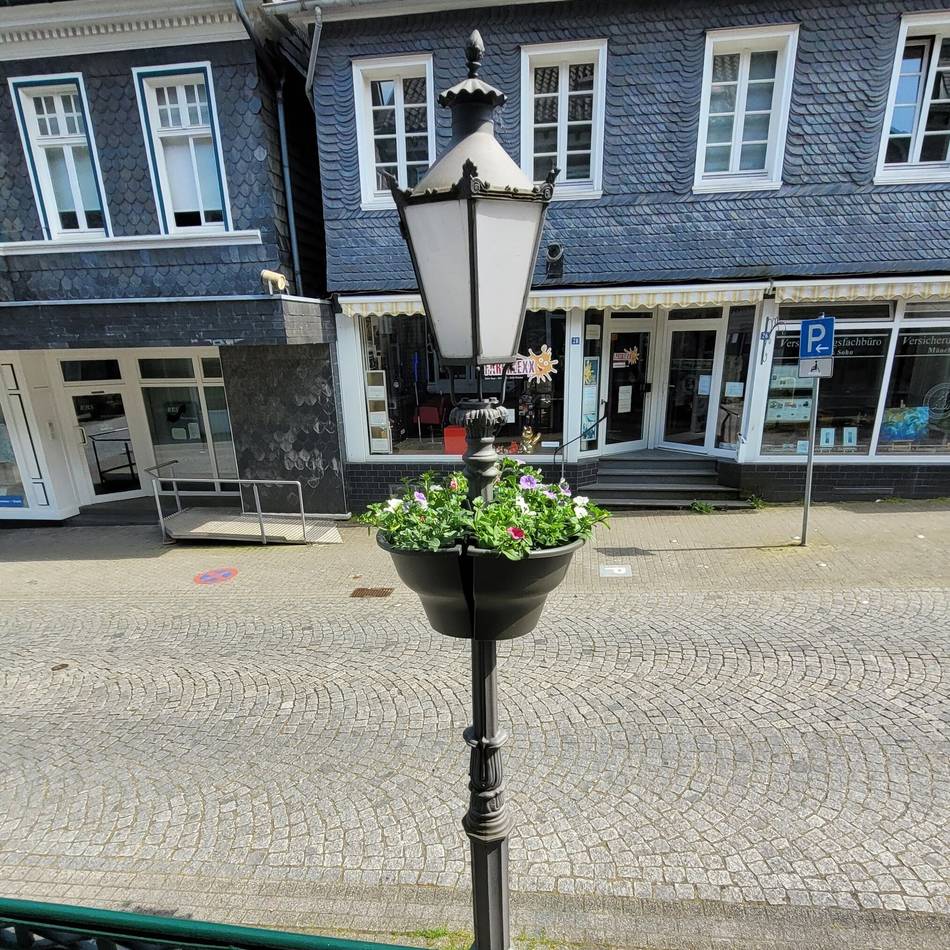 Aufruf von „Wir sind Hückeswagen“: Dringend gesucht: Sponsoren für die Blumenampeln
