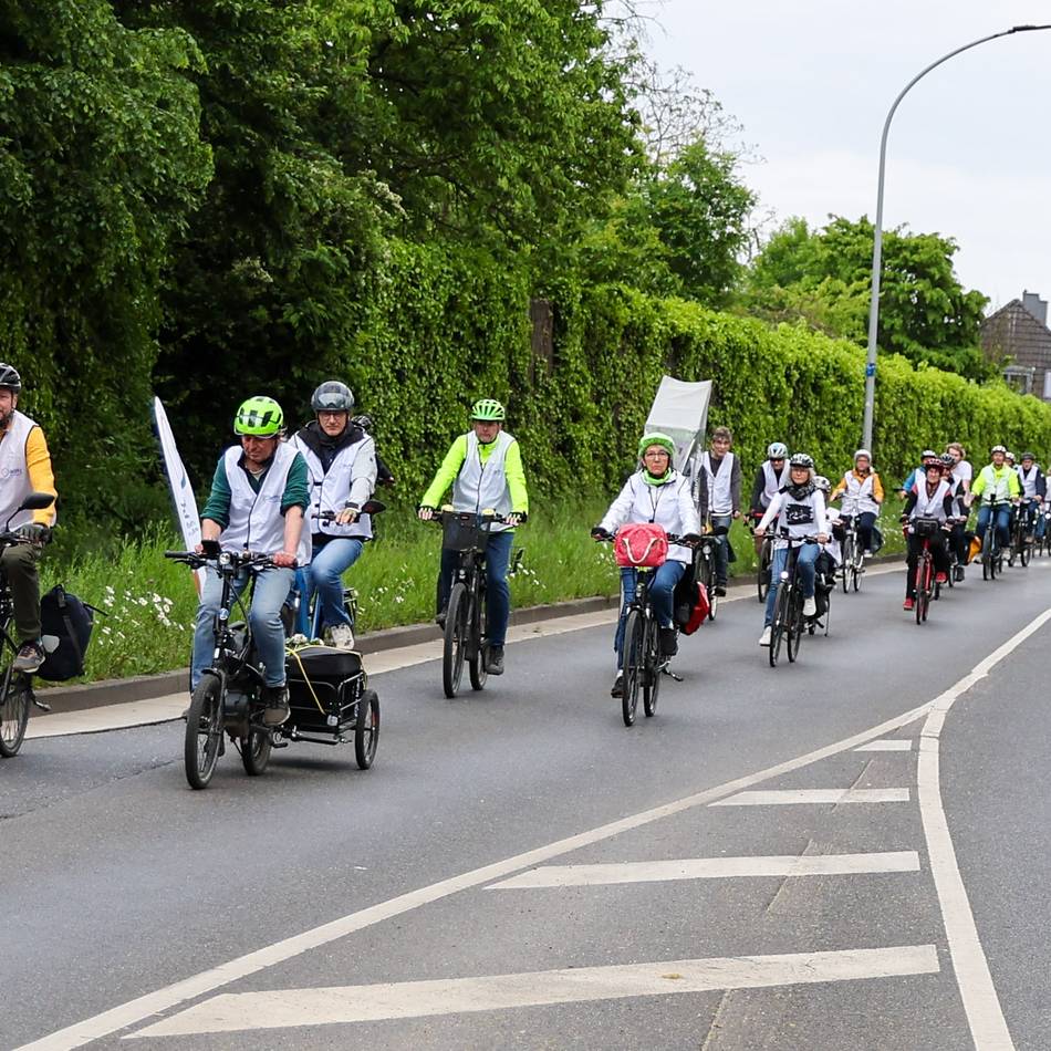 „Ride of Silence“ in Mönchengladbach: Gedenkfahrt für gestorbene Radfahrer weckt Aufmerksamkeit