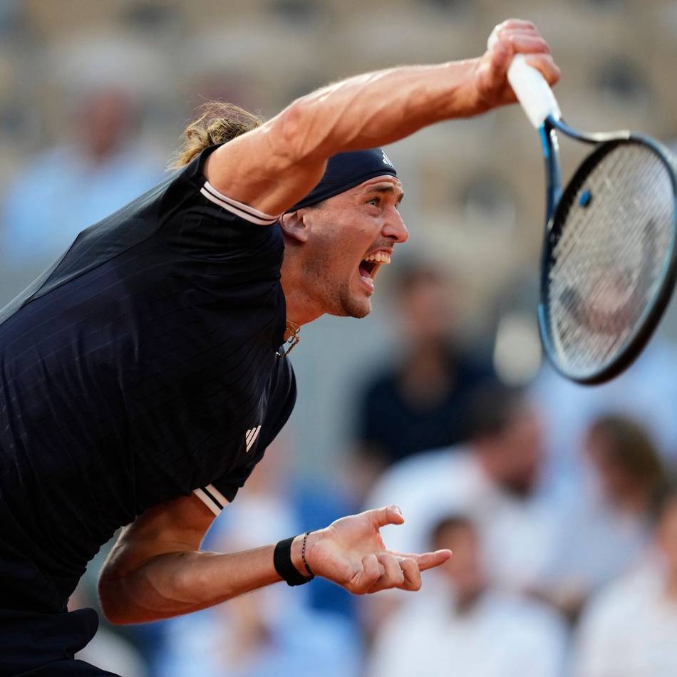 „Vielleicht bin ich zu blöd“: Zverev mit starkem Aufschlag und lustigem Interview in Runde drei der French Open