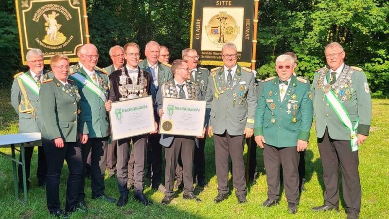Bruderschaften am Niederrhein: Bezirksverband Moers kürt erstmals zwei Könige