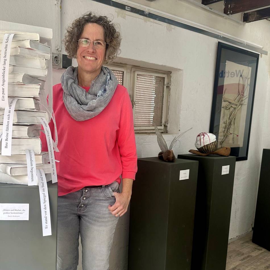 Offene Ateliers in Meerbusch: Kunst aus Holz, Filz und alten Romanen
