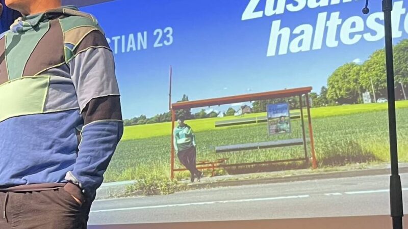 Kabarett im Südbahnhof Krefeld: Warum das Wort „vegan“ sofort Streit auslöst