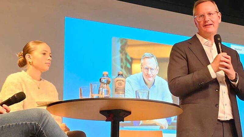 Brüssel zu Besuch: Kaarster Schüler diskutieren mit EU-Parlamentarier über Europa