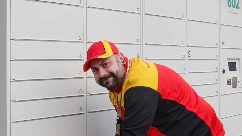 Jetzt auch in Dinslaken: Neuer Automat für Pakete verschiedener Zusteller